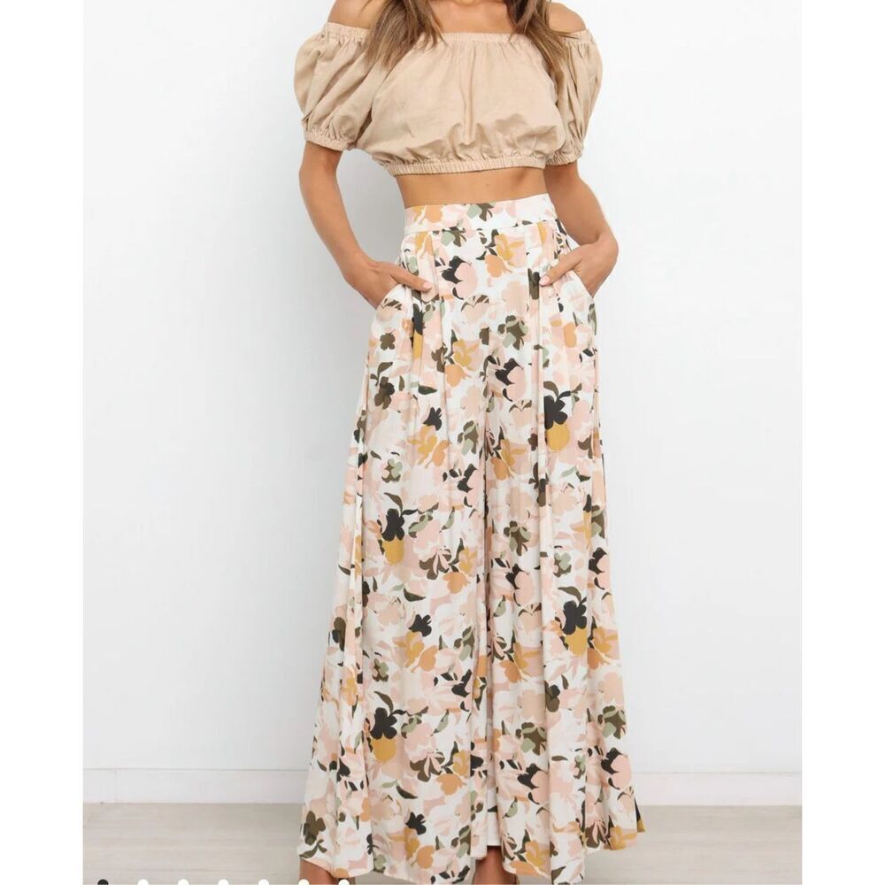 Petal & Pup Lessie Wide Leg Pants- Blush Floral  Nwot Size 14